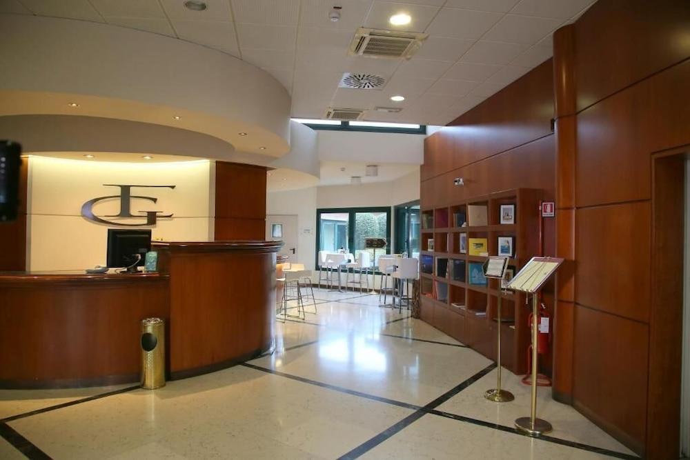 Phi Hotel Emilia Ozzano dell'Emilia Extérieur photo