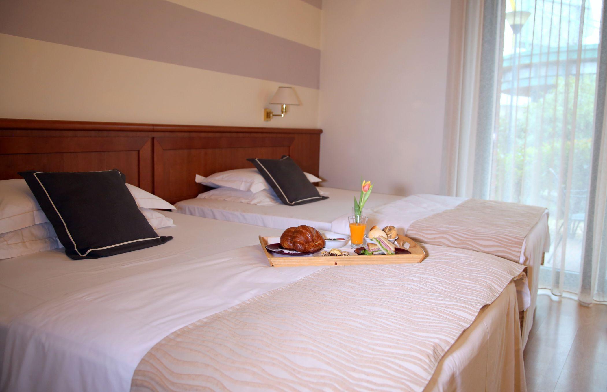 Phi Hotel Emilia Ozzano dell'Emilia Extérieur photo